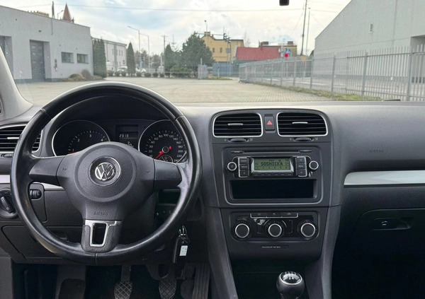 Volkswagen Golf cena 19900 przebieg: 233000, rok produkcji 2011 z Sępopol małe 29